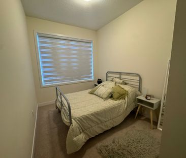 For Lease - 19 Sundin Drive, Haldimand, Ontario - Photo 2