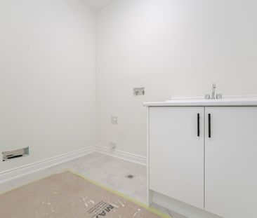 For Lease - 31 Dolomite Drive, Brampton, Ontario - Photo 3