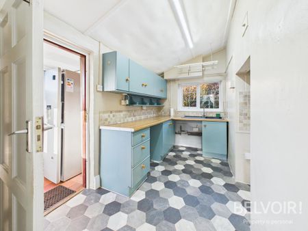 2 bedroom bungalow to rent - Photo 2