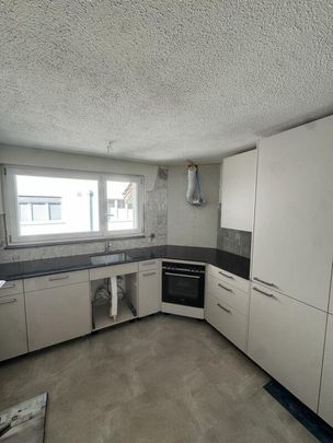 Helle 4½-Zimmer-Wohnung mit neuer Küche und neuem Bad - Photo 1