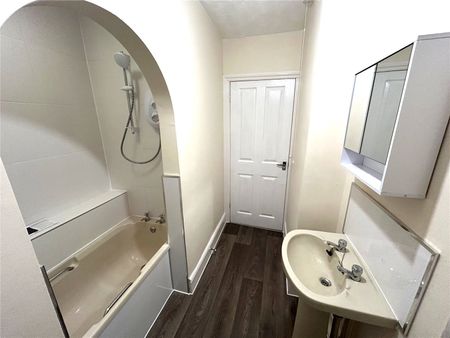 Silver Street, Tiverton, Devon, EX16 - Photo 5