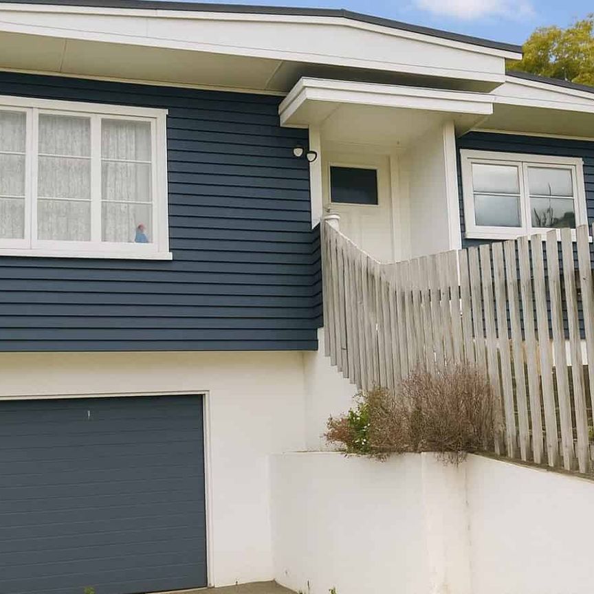 Three-bedroom St Johns Hill home - Photo 1