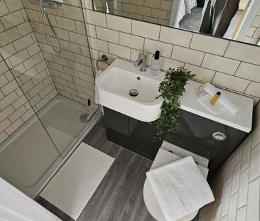 Room 4, Longroyd Terrace, Beeston, LS11 5HJ - Photo 5