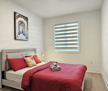 For Lease - 3108 John McKay Boulevard, Oakville, Ontario - Photo 1