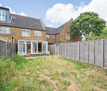 2 bedroom end of terrace house to rent - Photo 5