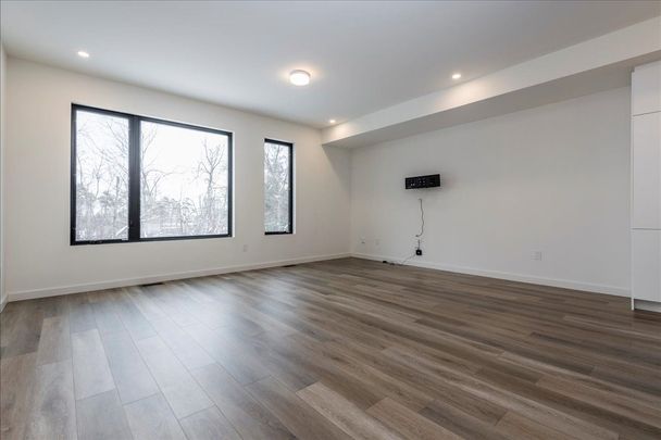 For Lease - 34 Rainwater Lane, Barrie, Ontario - Photo 1