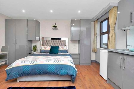 Godino Apart-hotel Serviced Apartments Cranbrook Road Ilford, IG1 - Photo 5