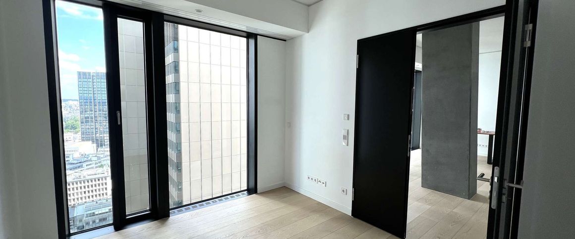 OMNITURM: Exklusive 2-Zimmer-Wohnung mit Weitblick - Photo 1