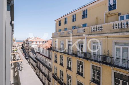 2 room luxury Apartment for rent in Lisbon - Photo 4