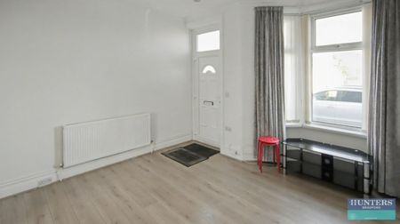 3 bedroom House To Let - Photo 3