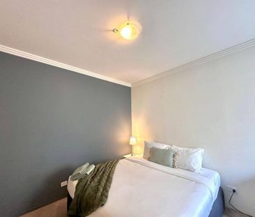 Modern Furnished Studio Units in Potts Point Move In Today! - Photo 1