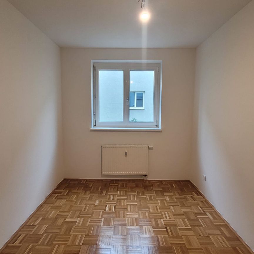 Generalsanierte 2-Zimmer-Wohnung- Provisionsfrei! - Photo 1