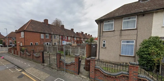 Bromhall Road - Photo 2