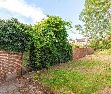 Top floor studio apartment overlooking the garden in this popular E... - Photo 4