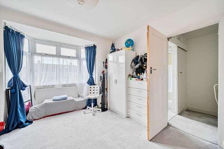 Nightingale Close, Chingford, E4 - Photo 5