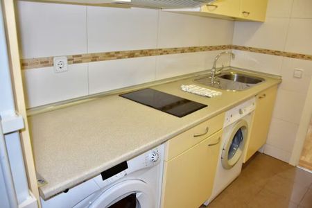 Calle de las Navas de Tolosa, Madrid, Community of Madrid 28013 - Foto 2