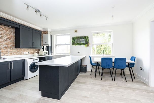 2 Bedroom - Photo 1