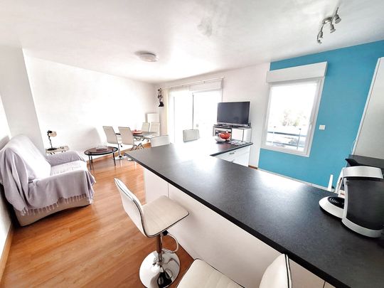 Location Appartement 3 pièces 65m² LES SABLES D OLONNE 85100 - Photo 1