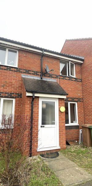 2 bedroom terraced house to rent - Photo 1