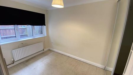 1 bedroom bungalow to rent - Photo 2