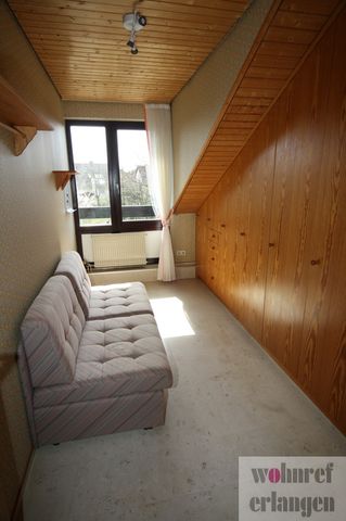 Schönes Einfamilienhaus mit 4,5 Zimmer, sowie Garten und Terrasse in Nürnberg-Großgründlach - Photo 4