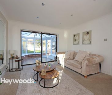 3 bedroom detached house to rent - Photo 5