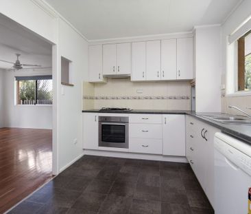 29 Neilson Crescent, Riverview QLD 4303 - House For Rent | Domain - Photo 6