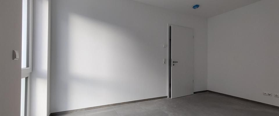 sehr geräumige hochwertige zentrale 3 Zimmer Wohnung in Düren - Foto 1