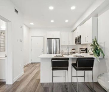 Glenmore Place — 1 Bedroom + 1 Bathroom with balcony - Photo 4