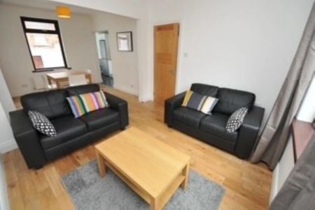 28 Sefton Park - Photo 2