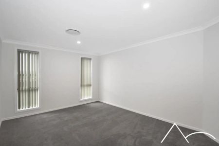 “Modern Family Living” - Photo 4