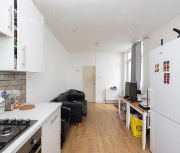 5 bedroom terraced house to rent - Photo 1