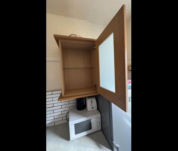 Room in a Shared House, Welbeck Avenue, SO17 - Photo 4