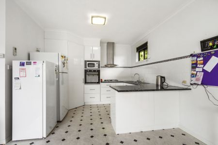 Renovated Family Home in the Heart of Rosedale - Photo 4