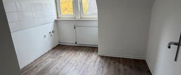 Gemütliche, renovierte 3-Zimmer-Dachgeschosswohnung, kein Balkon - Foto 1