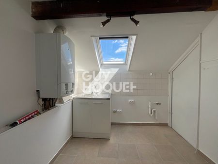 À louer : Appartement 2 pièces à Viry-Châtillon - Photo 2