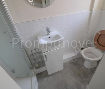 3 bedroom ground floor flat to rent - Photo 5
