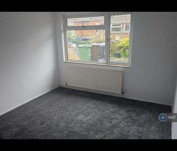 2 bedroom bungalow to rent - Photo 3