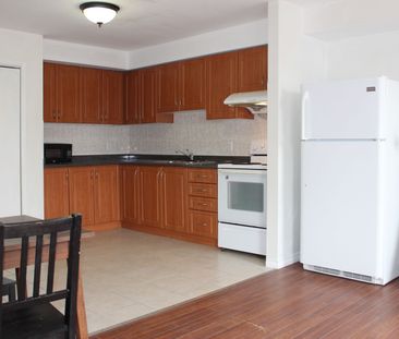 For Lease - 1483 Eglinton Avenue Unit# Apt 2, Toronto, Ontario - Photo 2