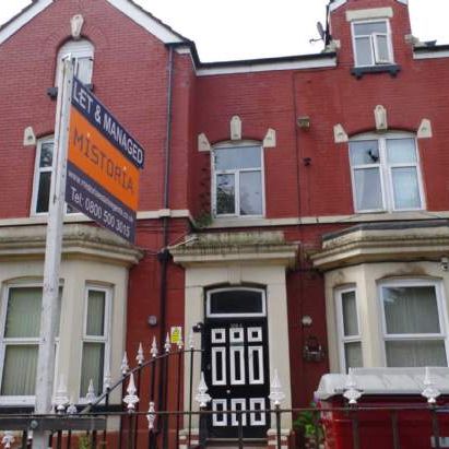 1 bedroom property to rent in Bolton - Photo 1