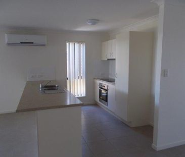 28 Trinity Parade, 4740, Blacks Beach - Photo 2