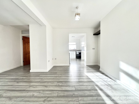 1 bed flat to rent in Lower Shirburn Road, Torquay, TQ1 - Photo 5