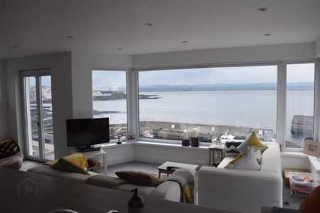 2d Harbour Place, Apartment D, Portstewart, BT55 7AY - Photo 2