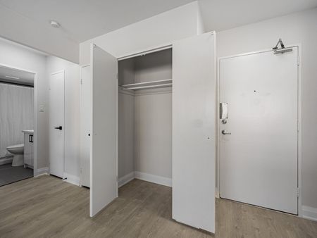 For Lease - 377 Ridelle Avenue Unit# 1918, Toronto, Ontario - Photo 2