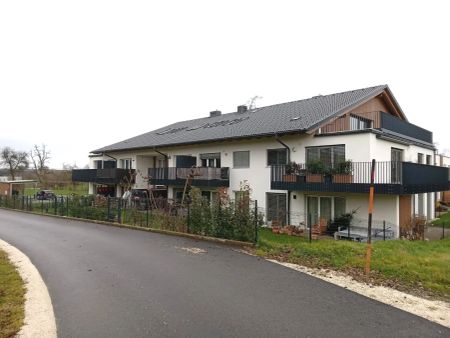 Top Gelegenheit - wohnen am Land und doch stadtnah! 2-Zimmer-Wohnung mit möblierter Küche und gemütlicher Terrasse am Stadtrand von Ried - Photo 4