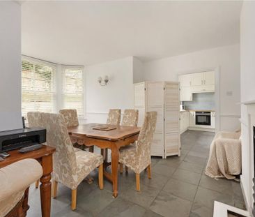 3 bedroom link detached house to rent - Photo 4