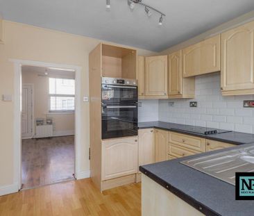 2 bedroom terraced house to rent - Photo 3