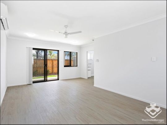 Quick Break Lease! Beautiful Townhouse Renting NOW - Photo 1