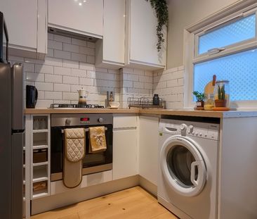 2 Bed Flat, Elmdale Road, N13 - Photo 3