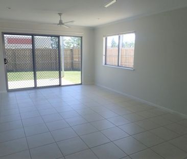 4/74 Makybe Diva Drive, Ooralea - Photo 1